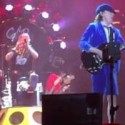 Axl Rose to sing for AC/DC